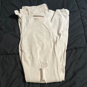 Light pink AE skinny jeans